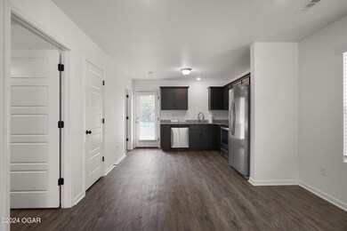 506 S Elm St, Carterville, MO 64835 - photo 3