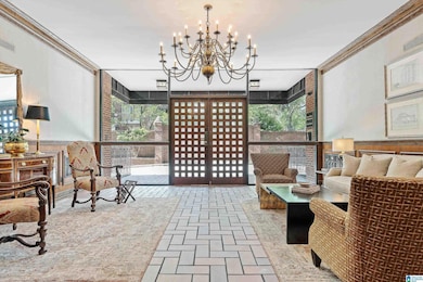 2716 Hanover Cir S unit 301, Birmingham, AL 35205 - photo 3