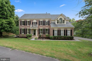 3817 Munson Rd, Falls Church, VA 22041 - photo 2