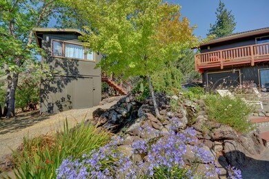 2421 Old Military Rd, Central Point, OR 97502 - photo 3