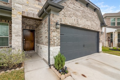 16320 Olive Sparrow Dr, Conroe, TX 77385 - photo 2