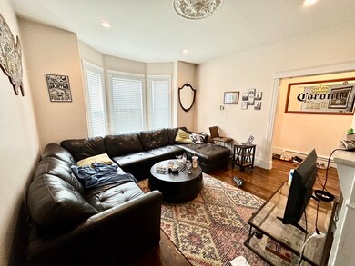 152 L St unit 1, Boston, MA 02127 - photo 4