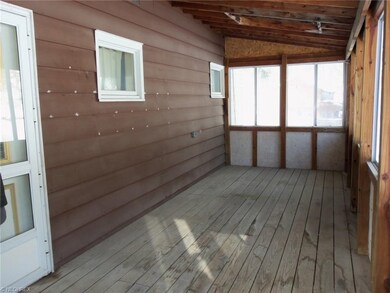 24x12 enclosed side porch