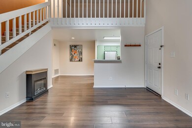 18521 Boysenberry Dr unit 249, Gaithersburg, MD 20879 - photo 3