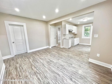 921 Hamm Ct, Scranton, PA 18505 - photo 4