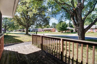 4484 Kenfield Rd, Columbus, OH 43224 - photo 5