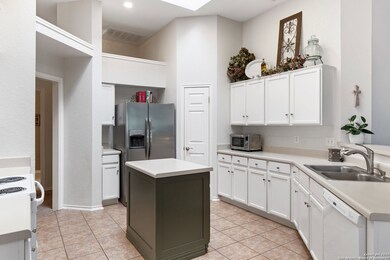 3310 Mineral Creek, San Antonio, TX 78259 - photo 7