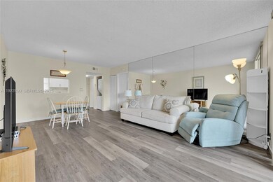 6890 Royal Palm Blvd unit 109H, Margate, FL 33063 - photo 6