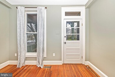 135 E 6th St, Frederick, MD 21701 - photo 2