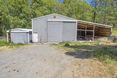 10517 Lower River Rd, Grants Pass, OR 97526 - photo 7