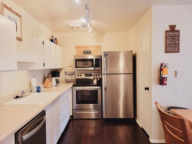 Kitchen1