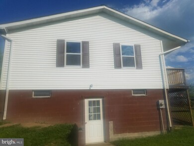 100 1st St, Moorefield, WV 26836 - photo 6
