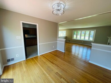 3808 Lacy Blvd, Falls Church, VA 22041 - photo 7