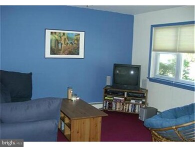 3328 Cambridge Cir, Allentown, PA 18104 - photo 3