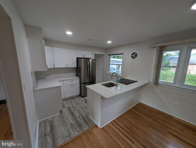 9319 Riggs Rd, Adelphi, MD 20783 - photo 3