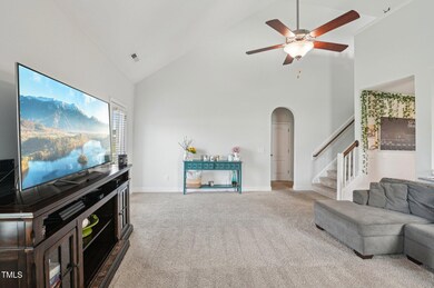 11-web-or-mls-Chandon Dr-2504-011
