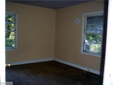 159 Ridge St, Reidsville, NC 27320 - photo 5