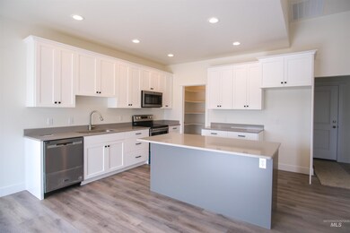 2349 Dorchester Ave, Burley, ID 83318 - photo 3