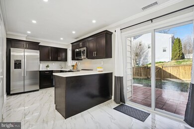 6003 Sweet Dale Ct, Springfield, VA 22152 - photo 7