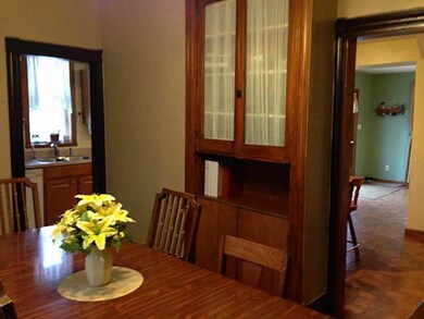 Dining Room. BUILT IN HUTCH