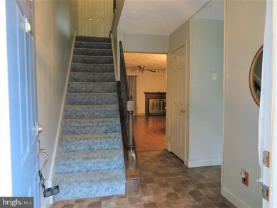 182 Leedom Way unit 12, Newtown, PA 18940 - photo 2