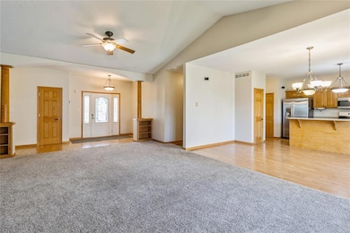 3112 Hart Ave, Des Moines, IA 50320 - photo 5