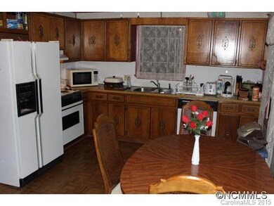 13 Mountain View Rd, Burnsville, NC 28714 - photo 6