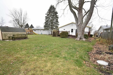 411 S Smith St, Boswell, IN 47921 - photo 3