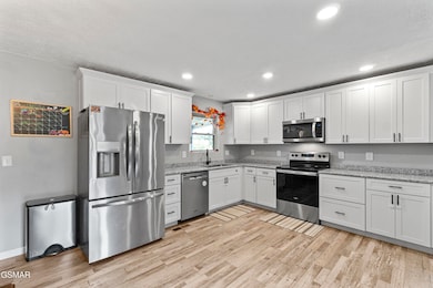 2405 Southern Dr, Morristown, TN 37814 - photo 3