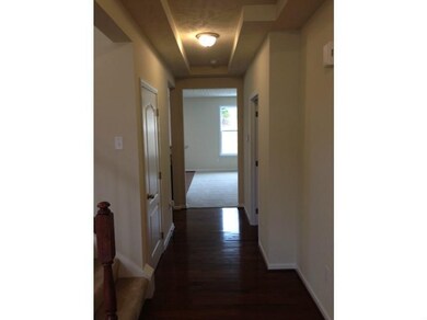 Entry/Foyer.