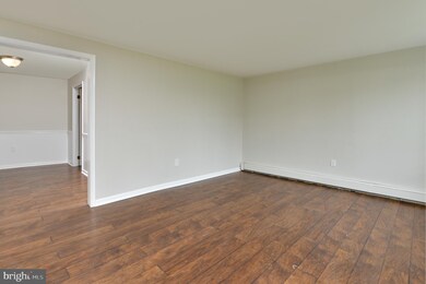 2117 Oak St, Wilmington, DE 19808 - photo 6