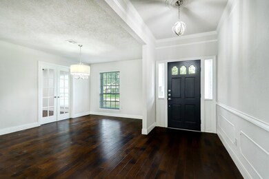 1022 Cheshire Ln, Houston, TX 77018 - photo 4