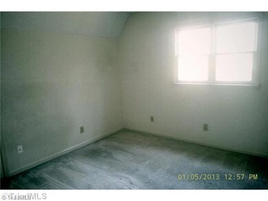 2nd Bedroom.
