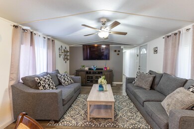 3506 John St, Council Bluffs, IA 51501 - photo 5