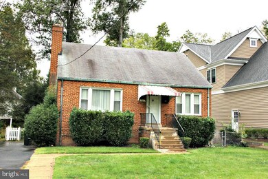 511 Greenwich St, Falls Church, VA 22046 - photo 2