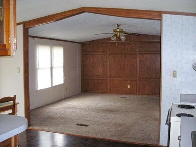 105 Uselton Rd, Shelbyville, TN 37160 - photo 4