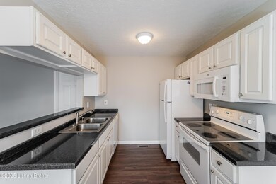 6700 Leverett Ln, Louisville, KY 40258 - photo 7