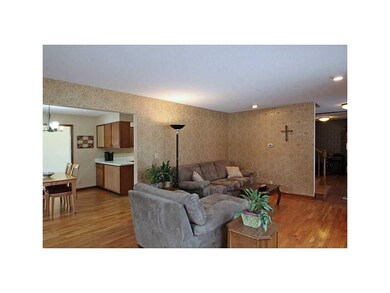 Living Room-L1.