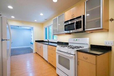 2503 Woodhead St unit 2, Houston, TX 77019 - photo 3