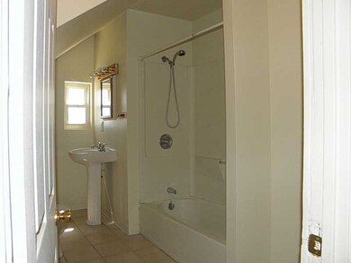 Bathroom. 3rd Floor