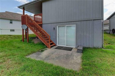 418 NW Wimbleton Ct, Blue Springs, MO 64014 - photo 7