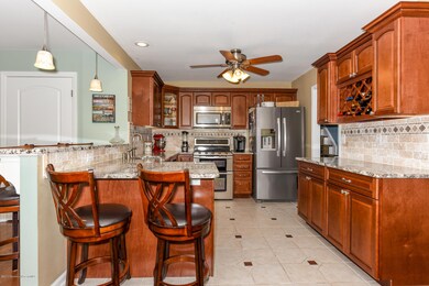 66 Phillips Dr, Old Bridge, NJ 08857 - photo 4