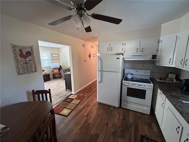 1833 N Cedar St, Nevada, MO 64772 - photo 4