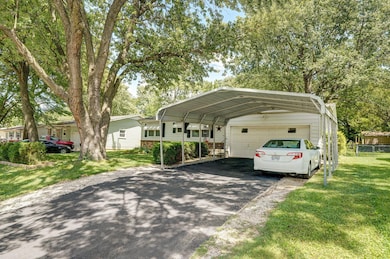 2820 N Howard Ave-2