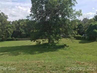 523 W Front St unit 1, Statesville, NC 28677 - photo 3