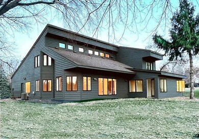 17631 Arrowhead Trail, Minnetonka, MN 55345 - photo 4