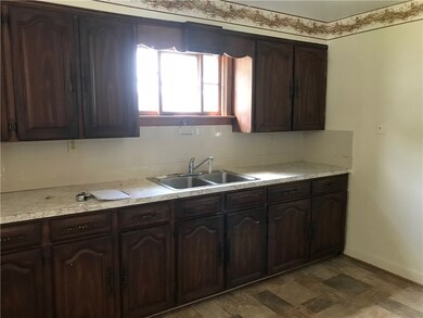 767 S 5th St, Indiana, PA 15701 - photo 4