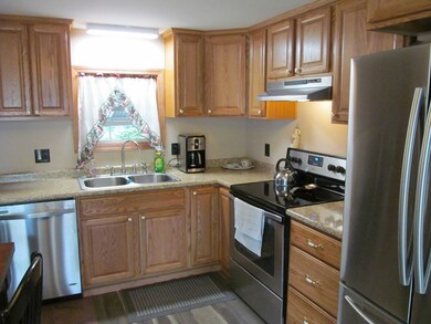 1012 Mountainview Ave unit 1012, Charlestown, NH 03603 - photo 6