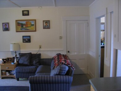 139 South St, Littleton, NH 03561 - photo 4