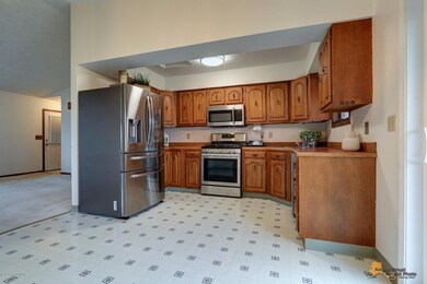 7040 Travis Cir, Anchorage, AK 99507 - photo 4